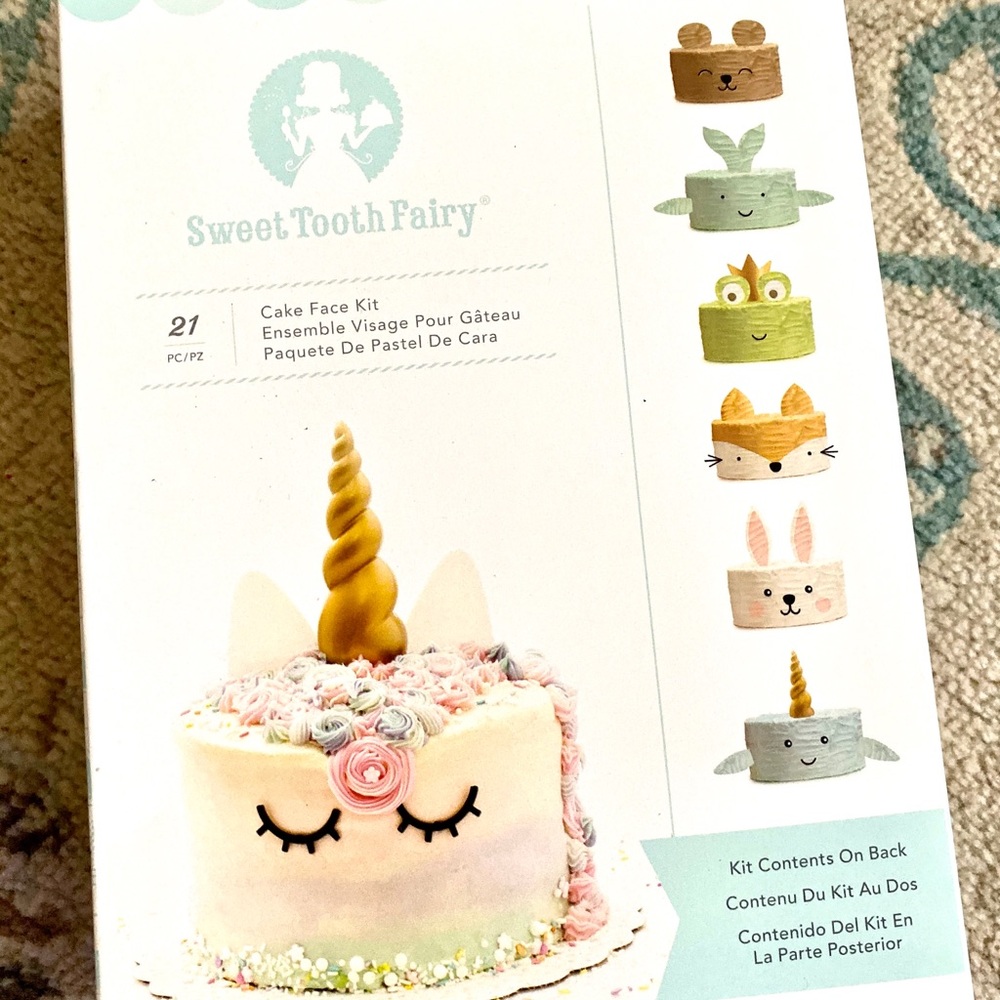 Cake Decorating Kit